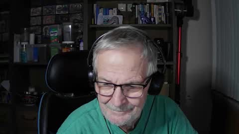 Snapshot of old_javacoder chatting on 03/29/26, 10:37 old_javacoder online show from 03/29/26, 10:37