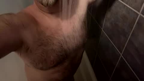 oldbones2 online show from 10/04/25, 01:36