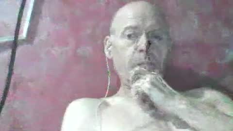 Snapshot of oldbuthorny62 chatting on 06/12/26, 03:05 oldbuthorny62 online show from 06/12/26, 03:05