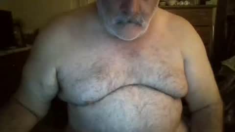 Snapshot of oldcockforyngladies chatting on 11/14/25, 10:14 oldcockforyngladies online show from 11/14/25, 10:14