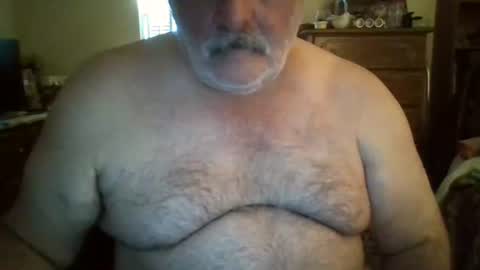 Snapshot of oldcockforyngladies chatting on 11/21/25, 04:16 oldcockforyngladies online show from 11/21/25, 04:16