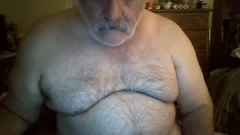 Snapshot of oldcockforyngladies chatting on 11/30/25, 11:47 oldcockforyngladies online show from 11/30/25, 11:47