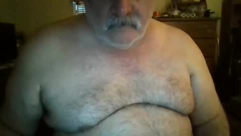 Snapshot of oldcockforyngladies chatting on 02/19/26, 12:12 oldcockforyngladies online show from 02/19/26, 12:12