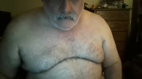 Snapshot of oldcockforyngladies chatting on 02/20/26, 12:16 oldcockforyngladies online show from 02/20/26, 12:16