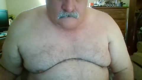 Snapshot of oldcockforyngladies chatting on 02/28/26, 01:12 oldcockforyngladies online show from 02/28/26, 01:12