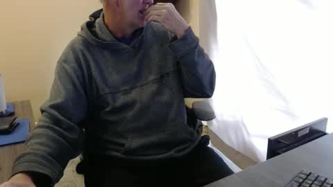 Snapshot of olderandwiser chatting on 12/03/24, 07:22 Older and Wiser online show from 12/03/24, 07:22