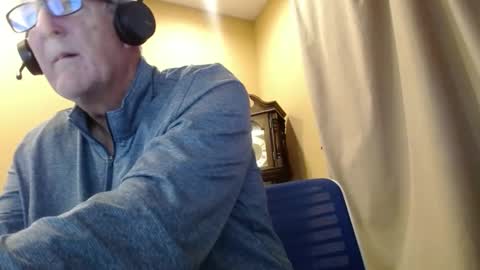 Snapshot of olderandwiser chatting on 12/20/24, 10:00 Older and Wiser online show from 12/20/24, 10:00