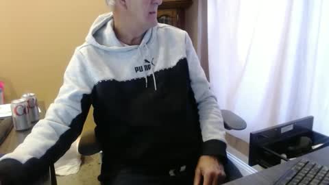 Snapshot of olderandwiser chatting on 01/16/25, 02:51 Older and Wiser online show from 01/16/25, 02:51