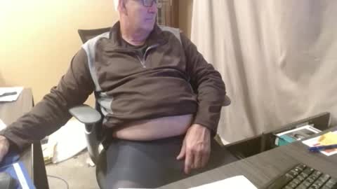 Older and Wiser online show from 11/07/25, 05:29