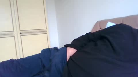 oldfkr69 online show from 09/12/25, 09:20