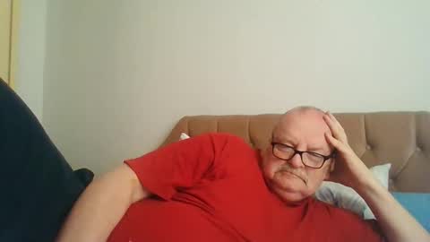 oldfkr69 online show from 03/03/26, 04:02