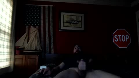 Snapshot of oldfuckus chatting on 12/31/24, 03:31 oldfuckus online show from 12/31/24, 03:31