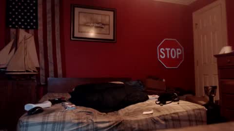 Snapshot of oldfuckus chatting on 10/08/25, 01:14 oldfuckus online show from 10/08/25, 01:14