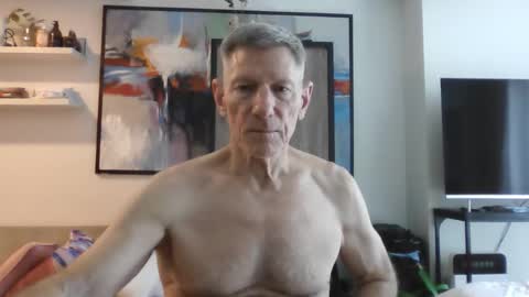 Snapshot of oldgeorge chatting on 10/07/25, 05:26 George online show from 10/07/25, 05:26