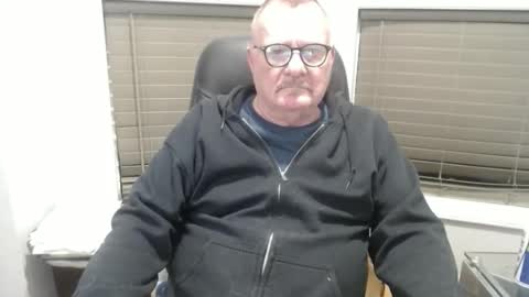 oldguybigd online show from 11/13/25, 01:59