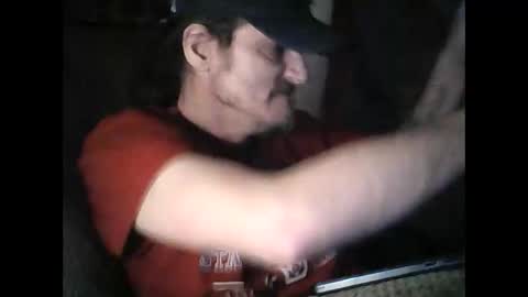 Snapshot of oldhippydude1 chatting on 11/02/25, 12:02 oldhippydude1 online show from 11/02/25, 12:02