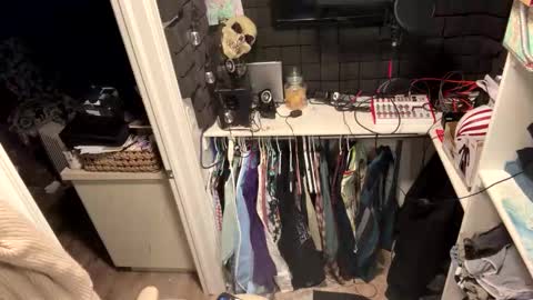 oldironarmz online show from 10/29/25, 02:08