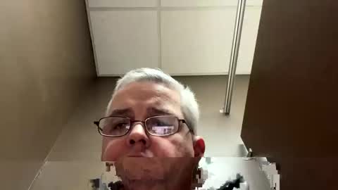 OldrM online show from 02/11/25, 11:01