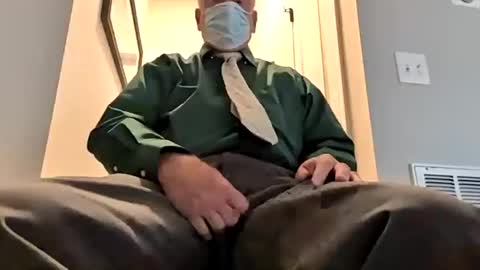 Snapshot of oldsubman chatting on 10/13/25, 03:34 oldsubman online show from 10/13/25, 03:34