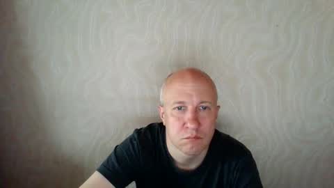 Snapshot of oleg365 chatting on 05/15/26, 05:58 figaro online show from 05/15/26, 05:58