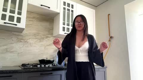 Snapshot of olenerowley chatting on 05/30/26, 07:49 Janey online show from 05/30/26, 07:49