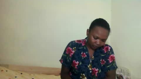 Snapshot of olgaaldy chatting on 05/07/26, 07:30 olgaaldy online show from 05/07/26, 07:30