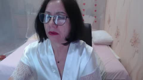Snapshot of olgahottie chatting on 10/10/25, 11:04 OlgaHottie online show from 10/10/25, 11:04