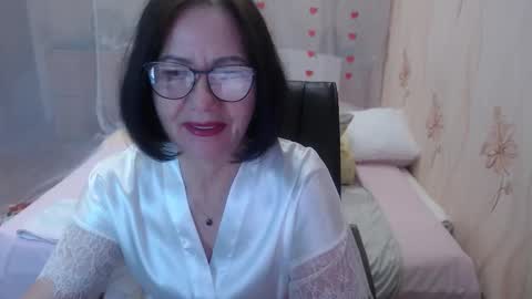 Snapshot of olgahottie chatting on 10/11/25, 11:25 OlgaHottie online show from 10/11/25, 11:25