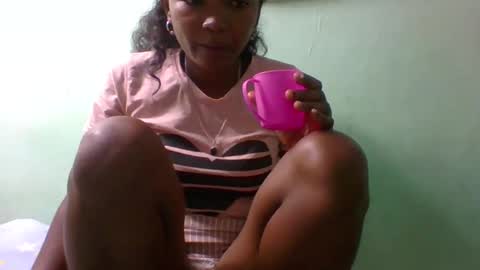 Snapshot of olgamariah203875 chatting on 03/12/25, 07:35 olgamariah203875 online show from 03/12/25, 07:35