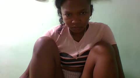 Snapshot of olgamariah203875 chatting on 03/12/25, 12:04 olgamariah203875 online show from 03/12/25, 12:04