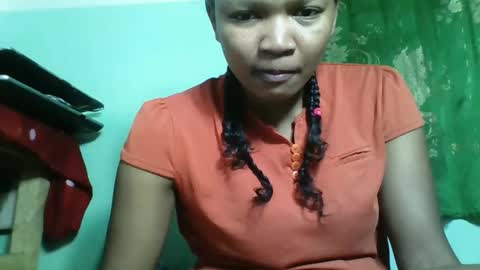 Snapshot of olgamariah203875 chatting on 11/25/25, 05:35 olgamariah203875 online show from 11/25/25, 05:35