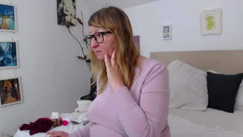 Olga Pavlova online show from 02/03/26, 12:43