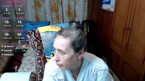 Olguscha online show from 10/25/25, 11:40