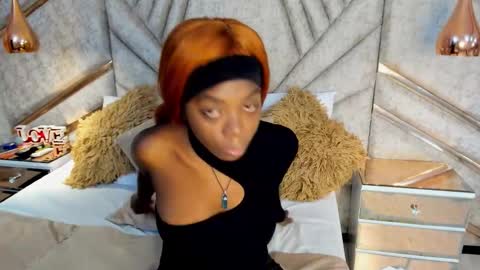 Snapshot of oliiviagarciaa chatting on 10/05/25, 07:01 OliiviaGarciaa online show from 10/05/25, 07:01
