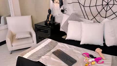 Snapshot of oliiviagarciaa chatting on 10/12/25, 08:30 OliiviaGarciaa online show from 10/12/25, 08:30