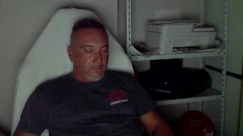 Snapshot of olimpio1230 chatting on 09/30/25, 04:23 olimpio1230 online show from 09/30/25, 04:23