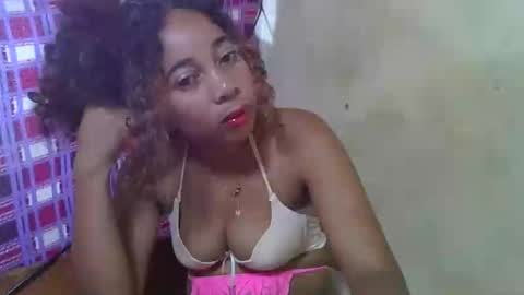 olinaa online show from 05/04/26, 02:02
