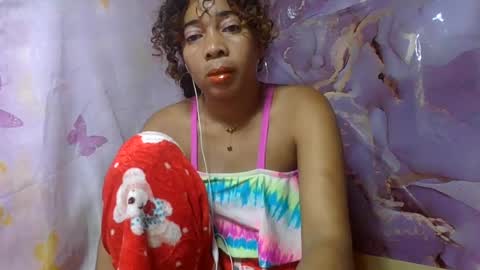 Snapshot of olinaa chatting on 06/28/26, 10:54 olinaa online show from 06/28/26, 10:54