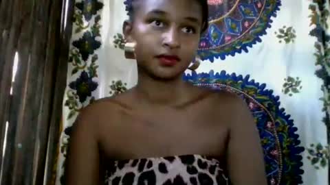 olinah610 online show from 04/18/26, 07:01