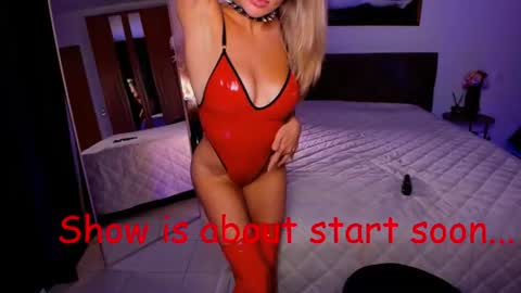 oliva_candy online show from 06/19/26, 07:50