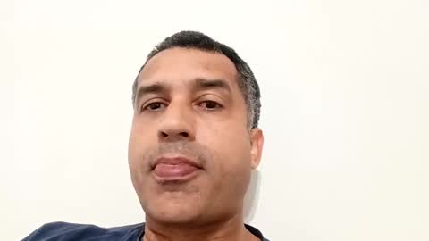 oliveira112727 online show from 11/08/25, 11:54