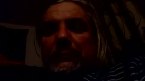 Snapshot of oliveoil67 chatting on 12/20/25, 02:40 oliveoil67 online show from 12/20/25, 02:40