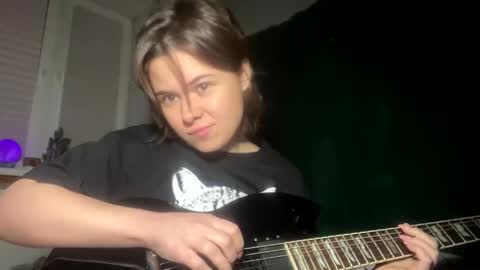 Oil online show from 12/19/24, 05:50