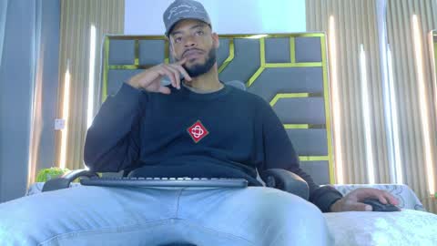 Oliver online show from 03/31/26, 06:08