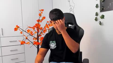 Oliver bray online show from 01/06/26, 05:49