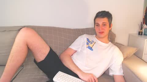 Oliver online show from 12/02/24, 06:32