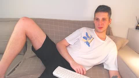 Oliver online show from 12/22/24, 07:31