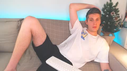 Oliver online show from 01/08/25, 03:50