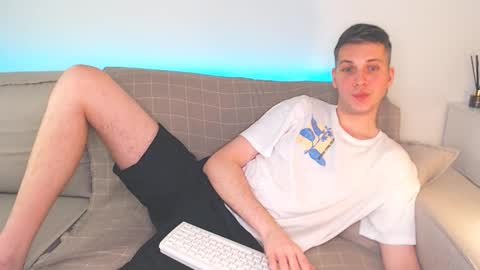 Oliver online show from 01/17/25, 07:05