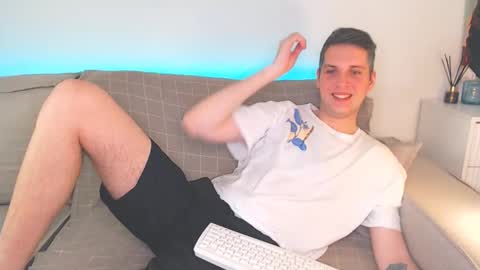 Oliver online show from 02/08/25, 05:50